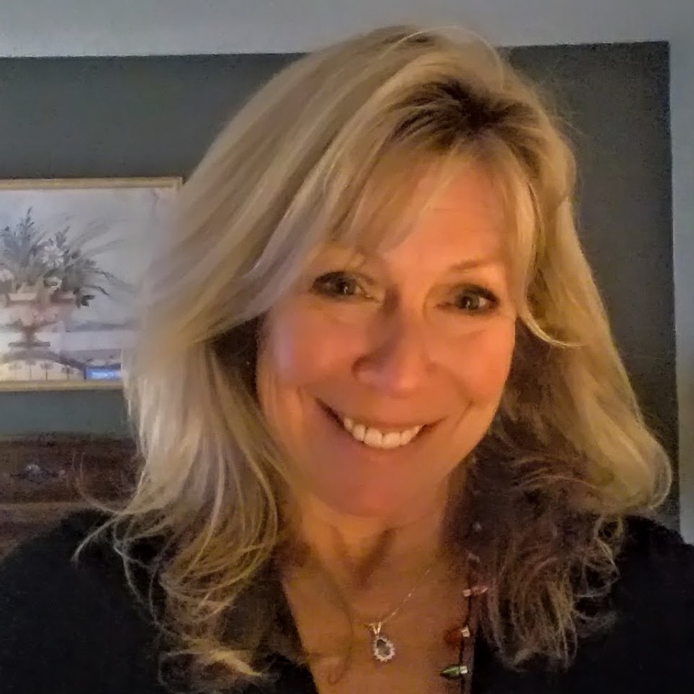 Meet your Posher, Sandy